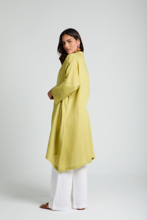 Button-tab Linen Kimono in Pistachio