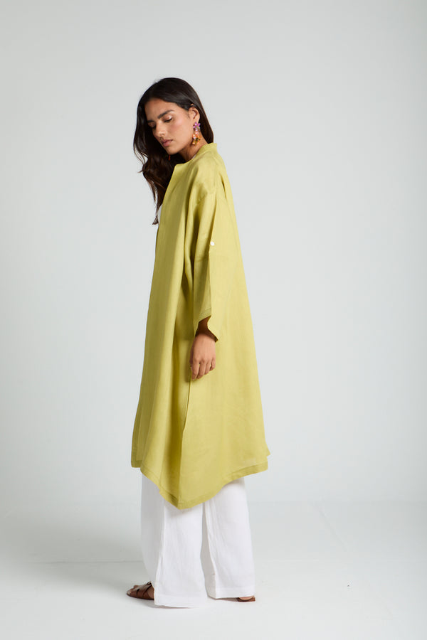 Button-tab Linen Kimono in Pistachio