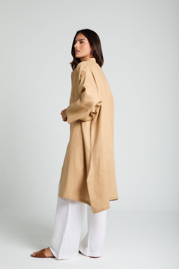 Button-tab Linen Kimono in Camel