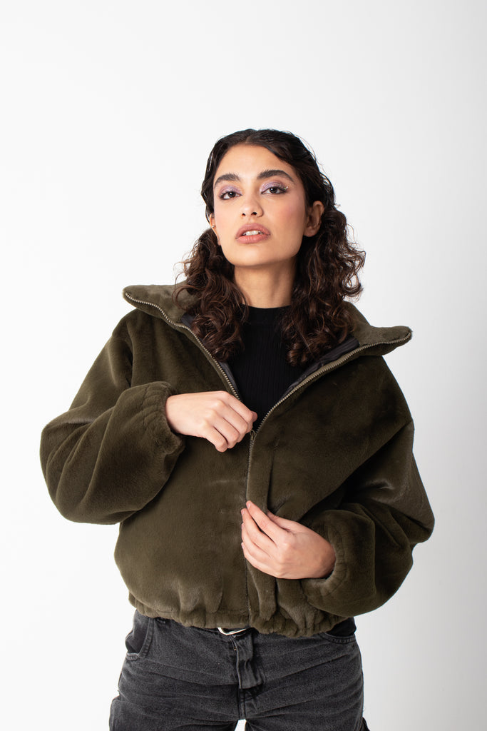Cloudy Faux Fur Jacket In Olive