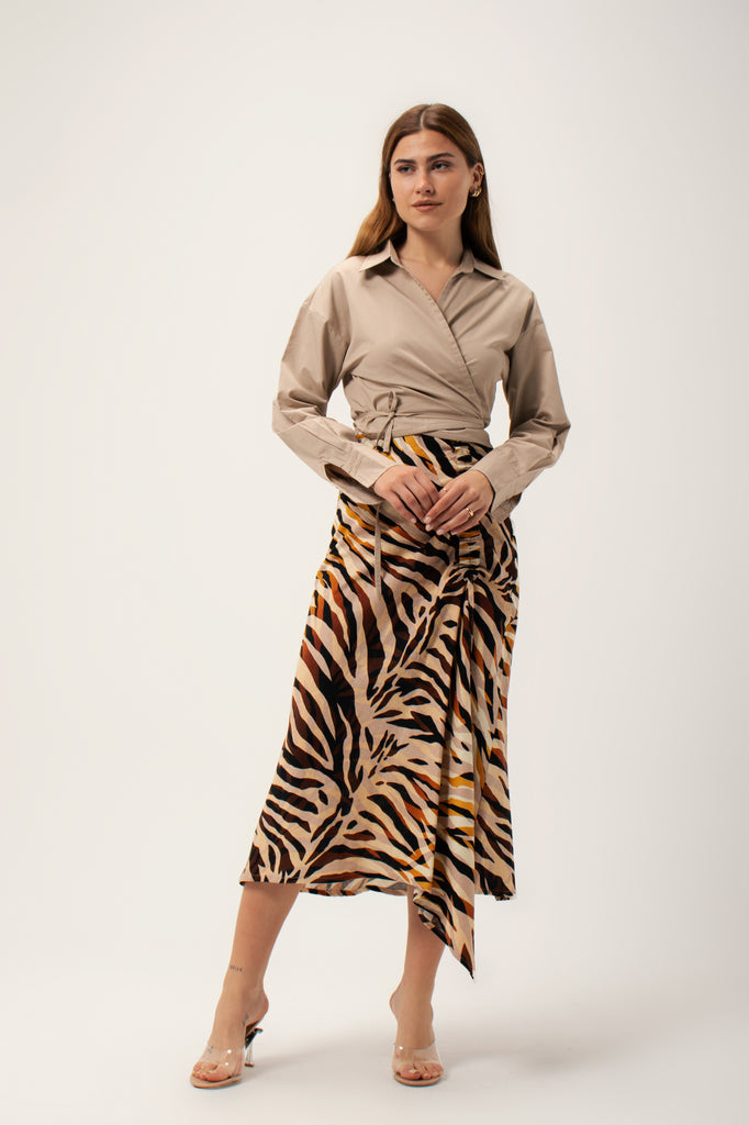 Tied-to-You Cropped Shirt in Beige