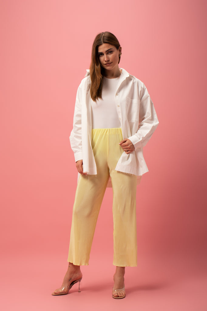 Cropped Pleated Pants in Yellow